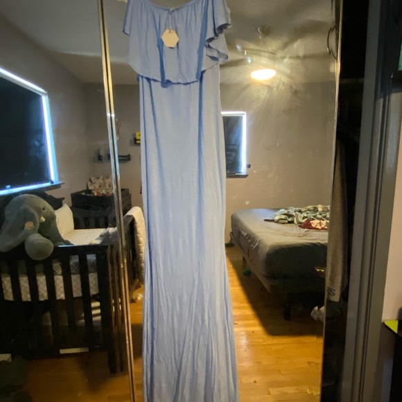 Long Maxi  Dress - Picture 3 of 4